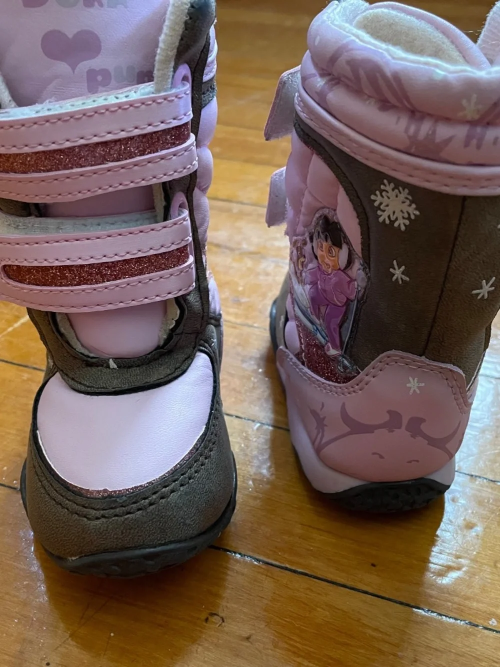 Vintage Dora the Explorer Y2K Rare 2003 Size 5M Toddler Girls Snow Boots Pink